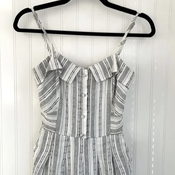 Greylin Anthropologie Striped Linen & Cotton Jumpsuit Cropped Wide Leg Zip Up S